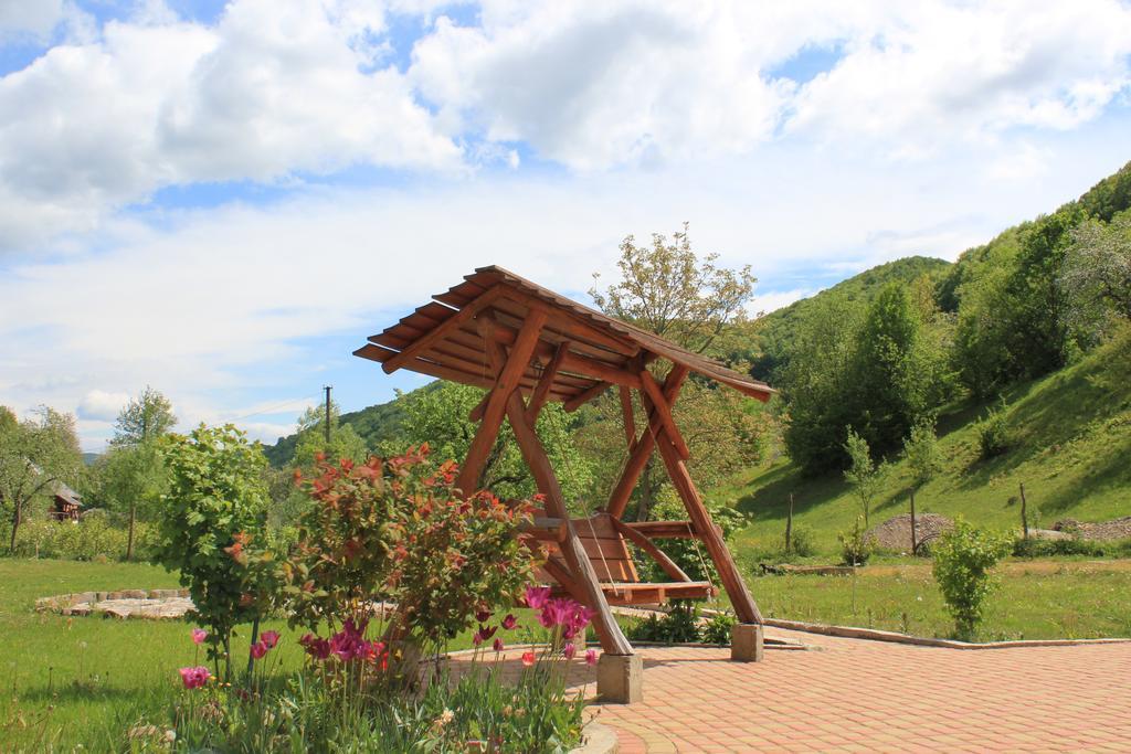 Svit Sontsya Tur'ya Polyana Buitenkant foto