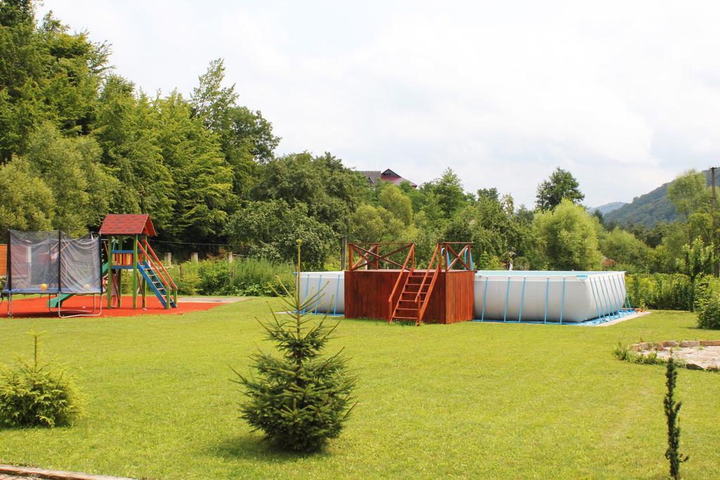 Svit Sontsya Tur'ya Polyana Buitenkant foto