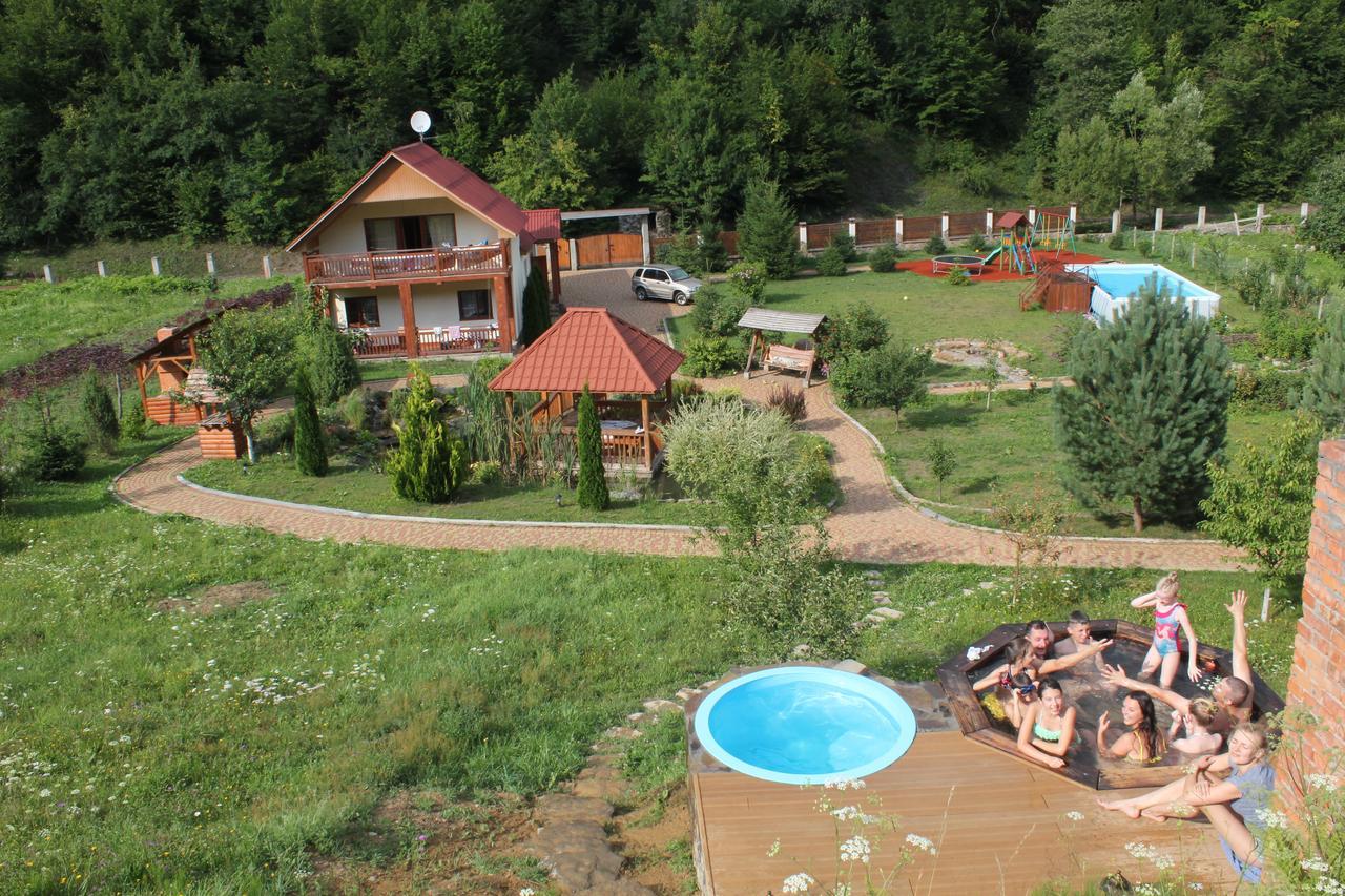 Svit Sontsya Tur'ya Polyana Buitenkant foto